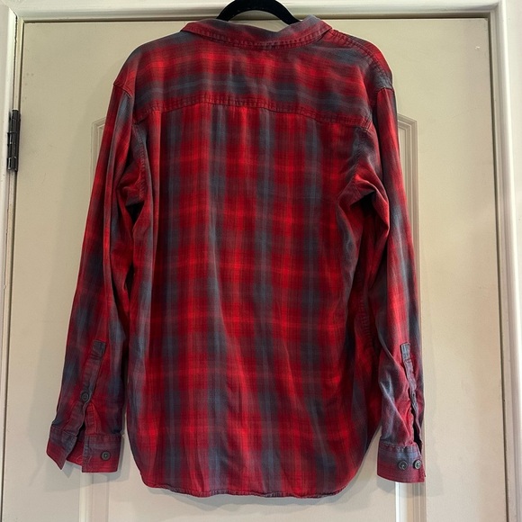 Columbia brand women’s button down - Picture 2 of 4
